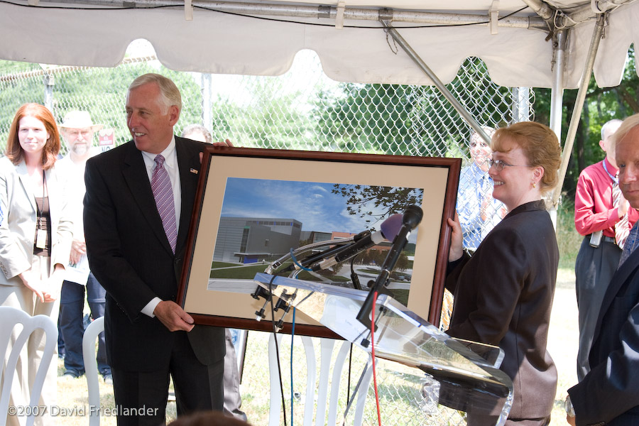 Presentation to Steny Hoyer of image of new building (shown with Shana Dale) -- Ground-Breaking Ceremony for Exploration Sciences Building (Bldg 34) at NASA/GSFC