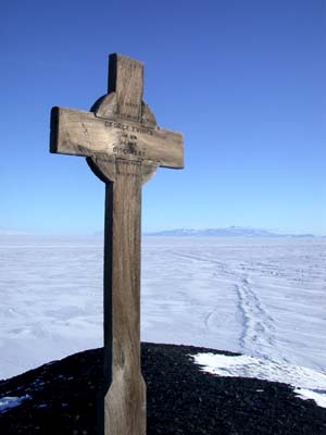 Memorial Cross at Hut Point